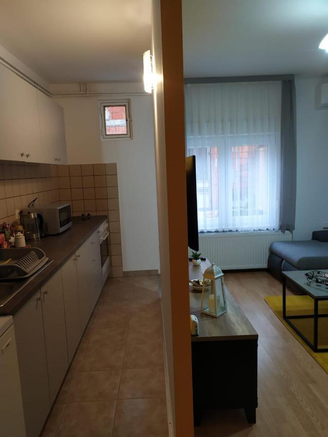 Apartman Hd Ðakovo 外观 照片