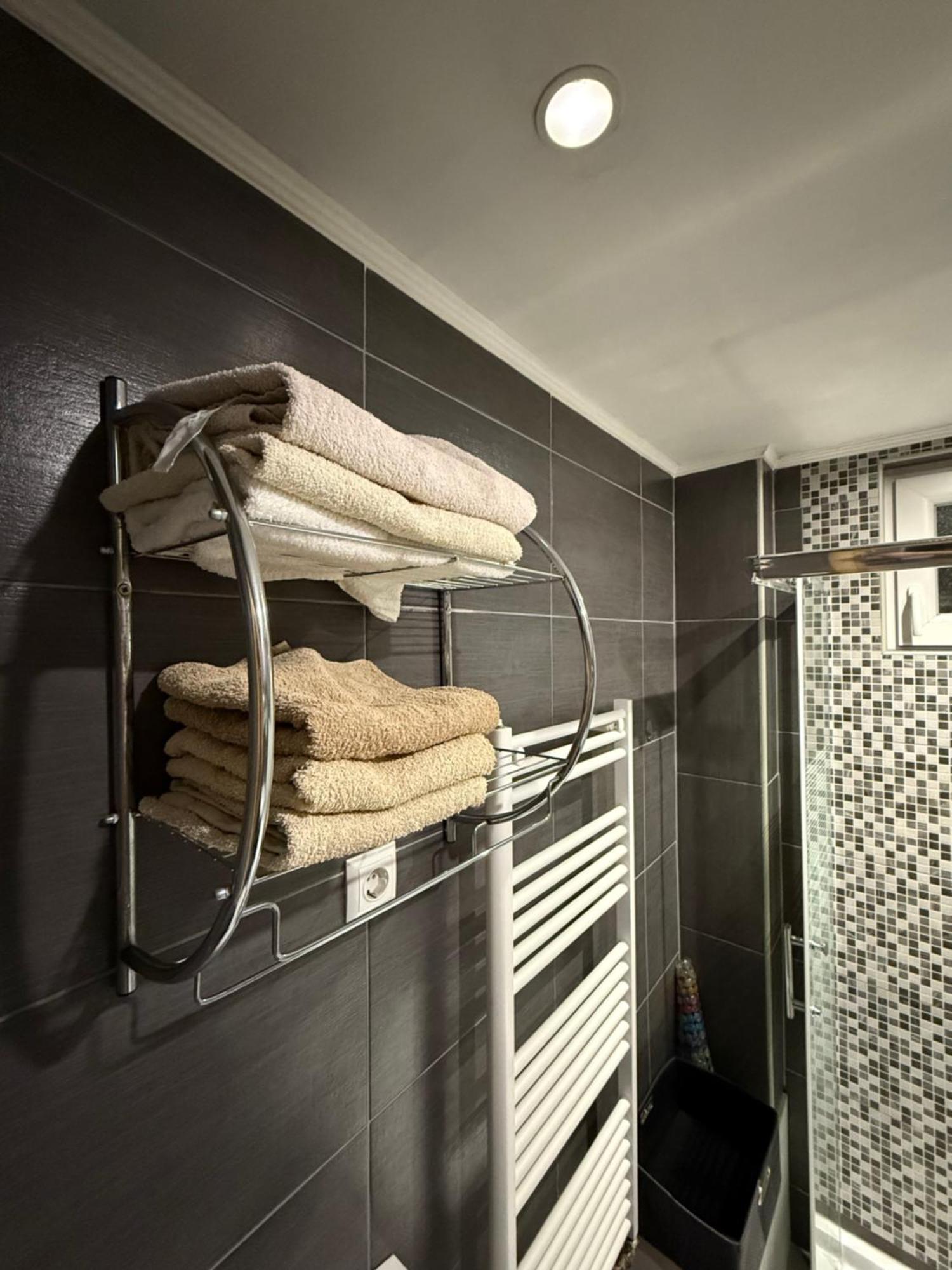 Apartman Hd Ðakovo 外观 照片