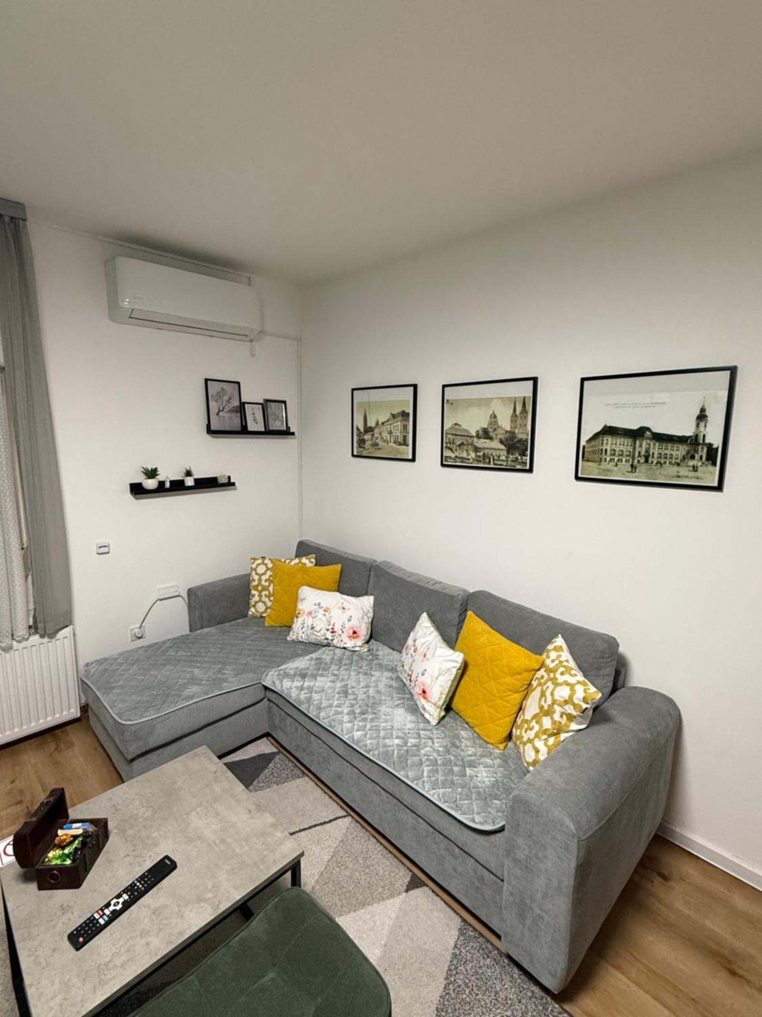 Apartman Hd Ðakovo 外观 照片